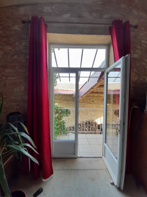 Kati couture broderie : Photo ameublement 3